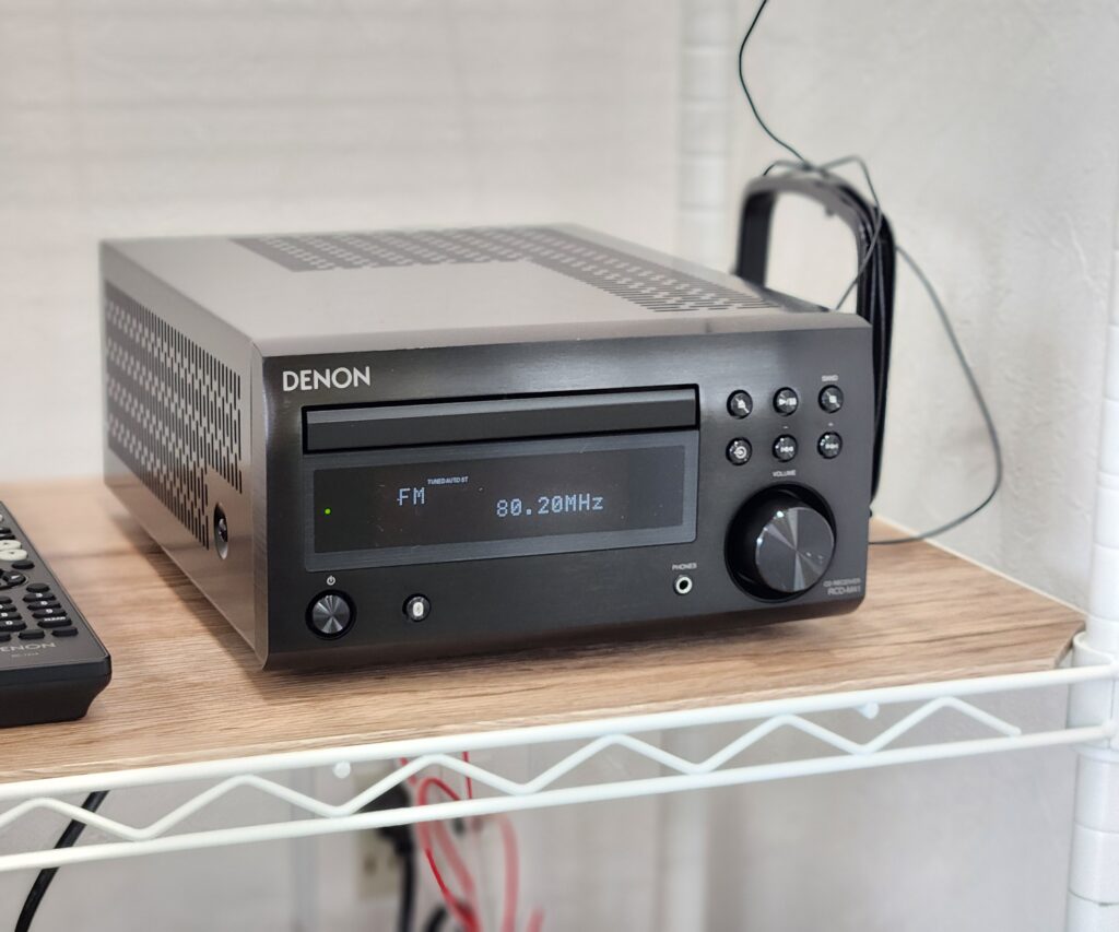 ヨガ教室に必須の音響。
Bluetooth対応でCDでにも音楽を出せます。