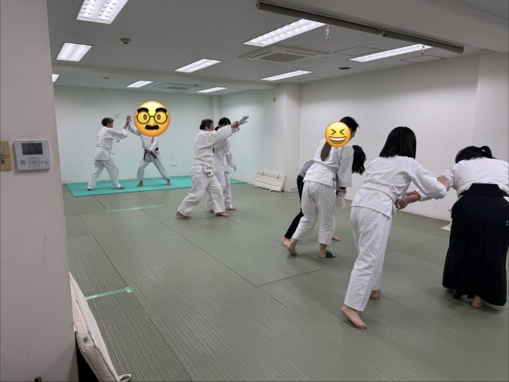 大阪なんばの合気道教室「理芯館」のレッスン風景①